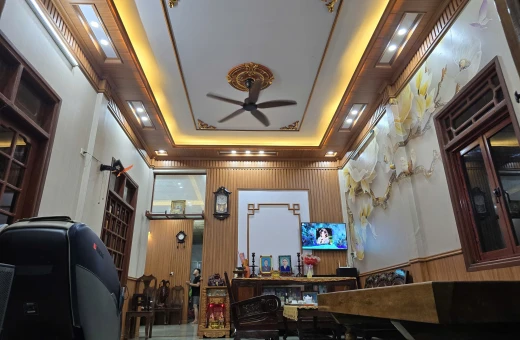 4 SAI LẦM GÂY PHÁT SINH CHI PHÍ TẤM ỐP NHỰA NANO